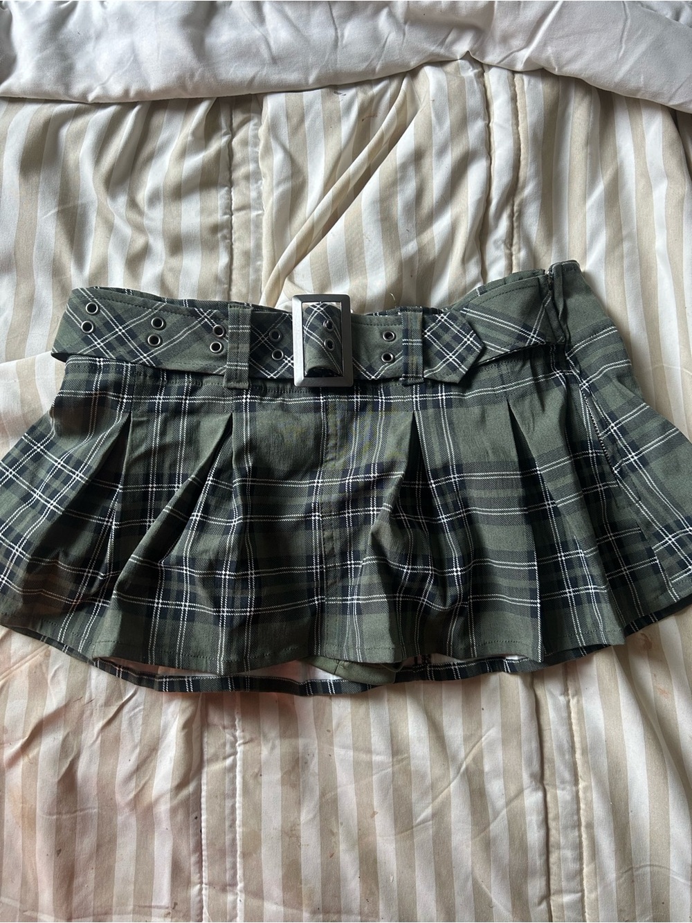 Madden Girl Olive Green Plaid Pleated Mini Skirt with Belt